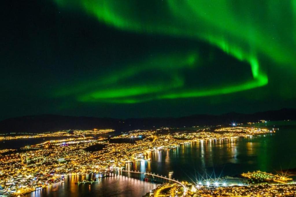 Lys Og Koselig Naert Flyplass Og Tur Terreng * Tromsø